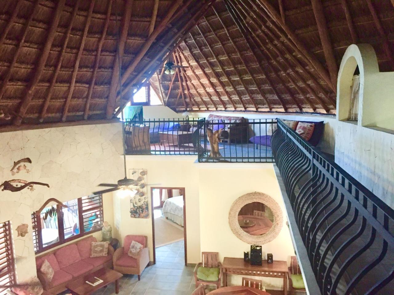 Nah Uxibal Villa And Casitas Тулум Екстериор снимка