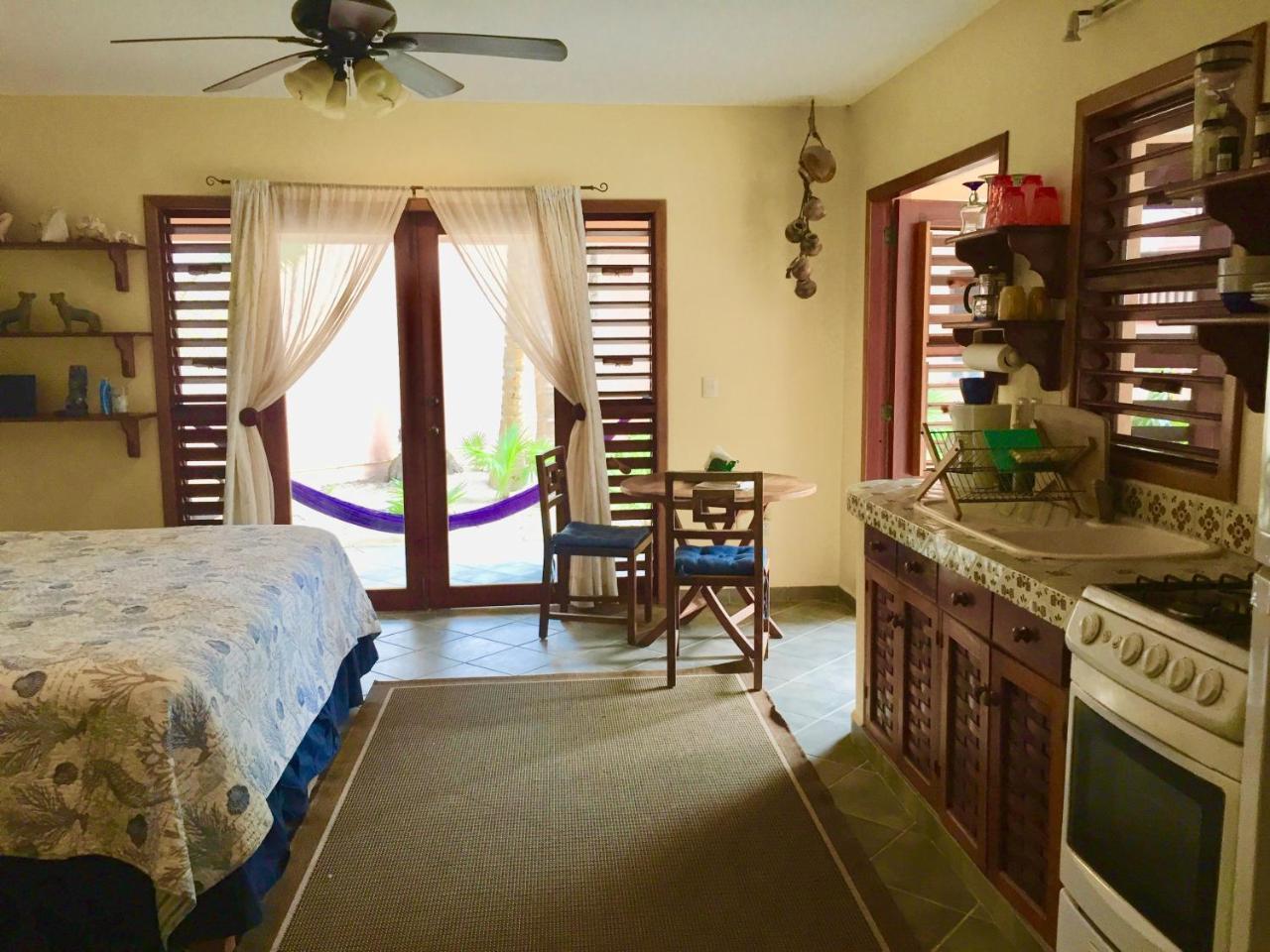 Nah Uxibal Villa And Casitas Тулум Екстериор снимка