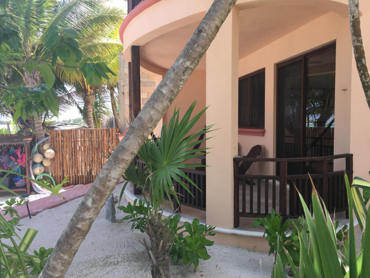 Nah Uxibal Villa And Casitas Тулум Екстериор снимка