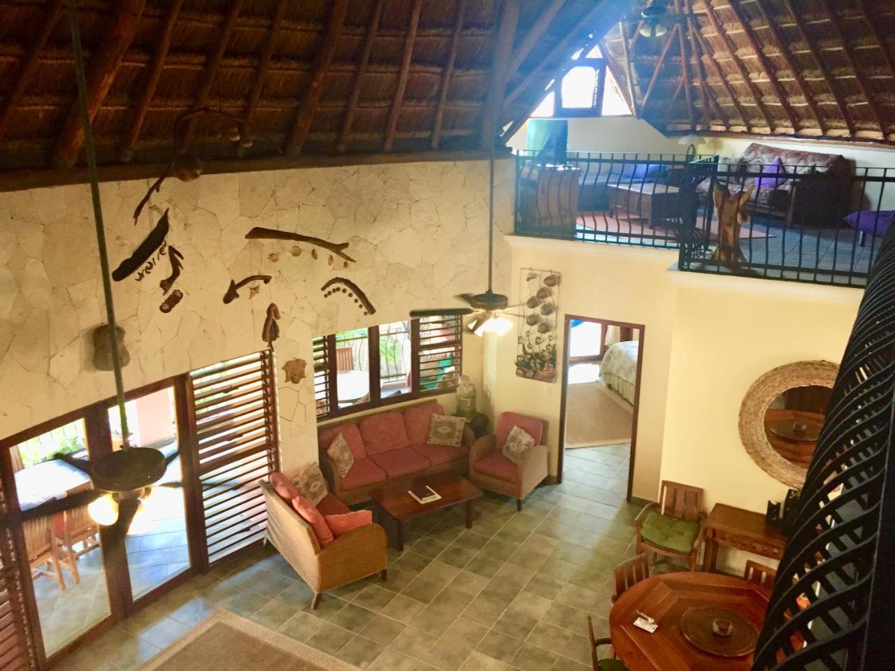 Nah Uxibal Villa And Casitas Тулум Екстериор снимка