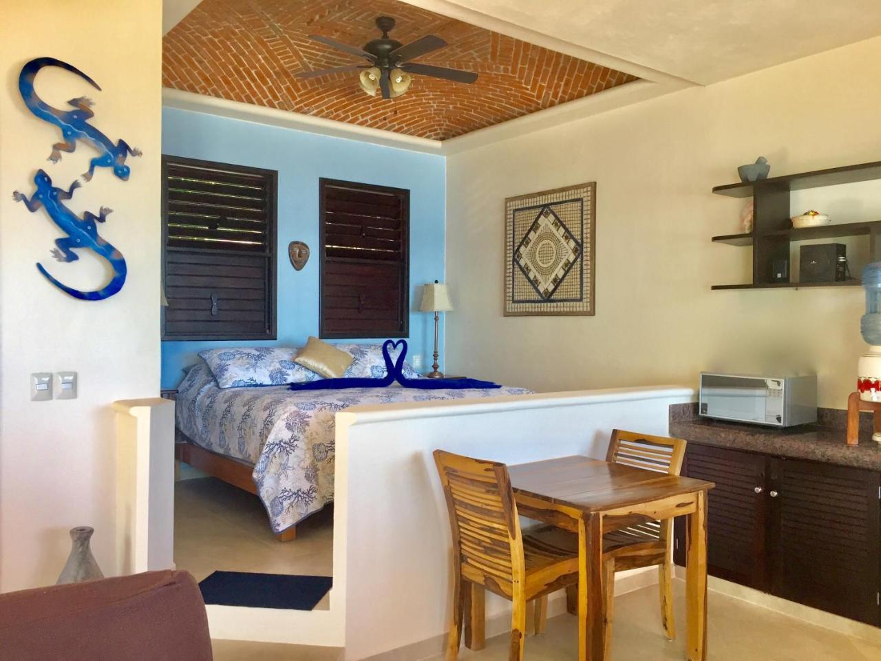 Nah Uxibal Villa And Casitas Тулум Екстериор снимка
